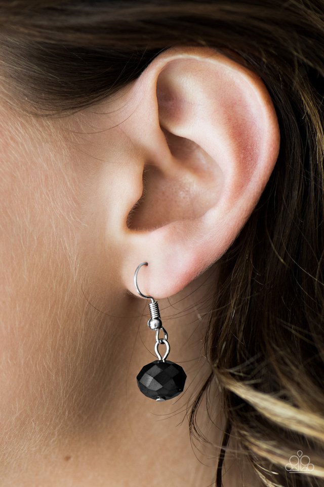 Paparazzi ♥ Instant Stardom - Black ♥ Necklace