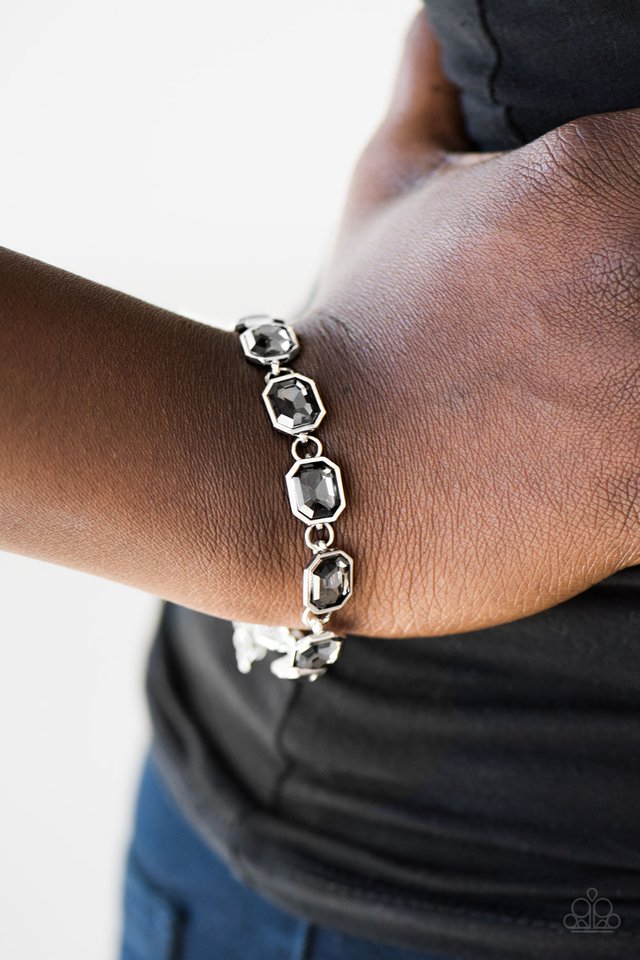 Paparazzi ♥ Deluxe Sparkle - Silver ♥ Bracelet