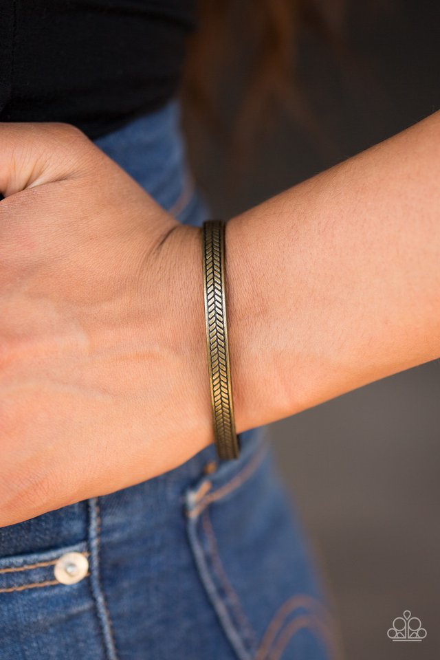 Paparazzi ♥ Wild With Wonder - Brass ♥ Bracelet