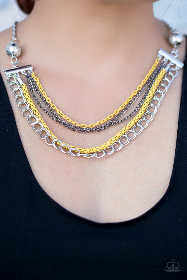 Paparazzi ♥ High-Intensity - Yellow ♥ Necklace