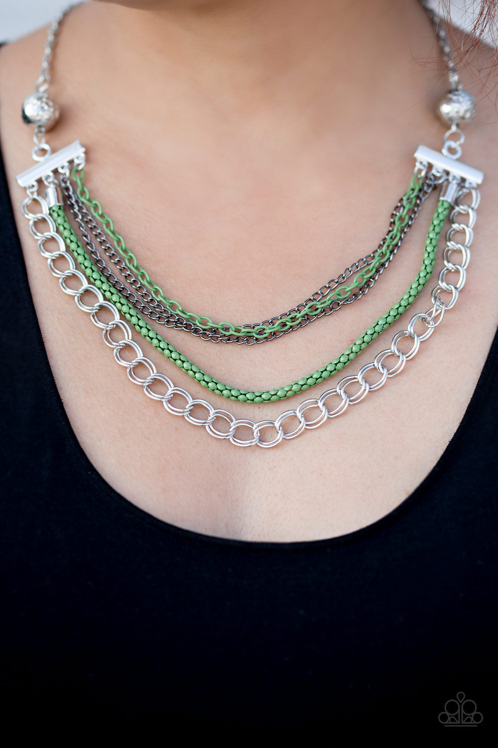 Paparazzi ♥ High-Intensity - Green ♥  Necklace