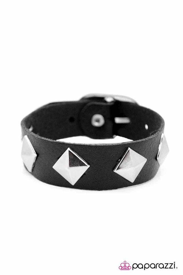 Paparazzi ♥ Hey, Stud! - Black ♥ Bracelet
