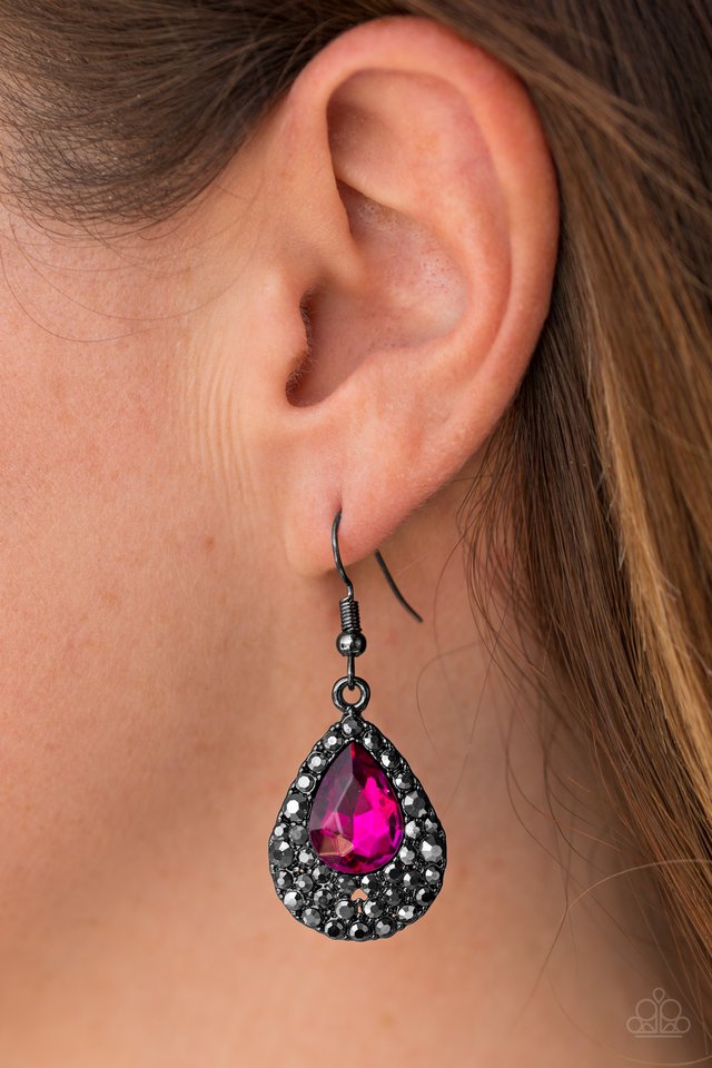 Paparazzi ♥ Reel In The Glitter - Pink ♥ Earrings