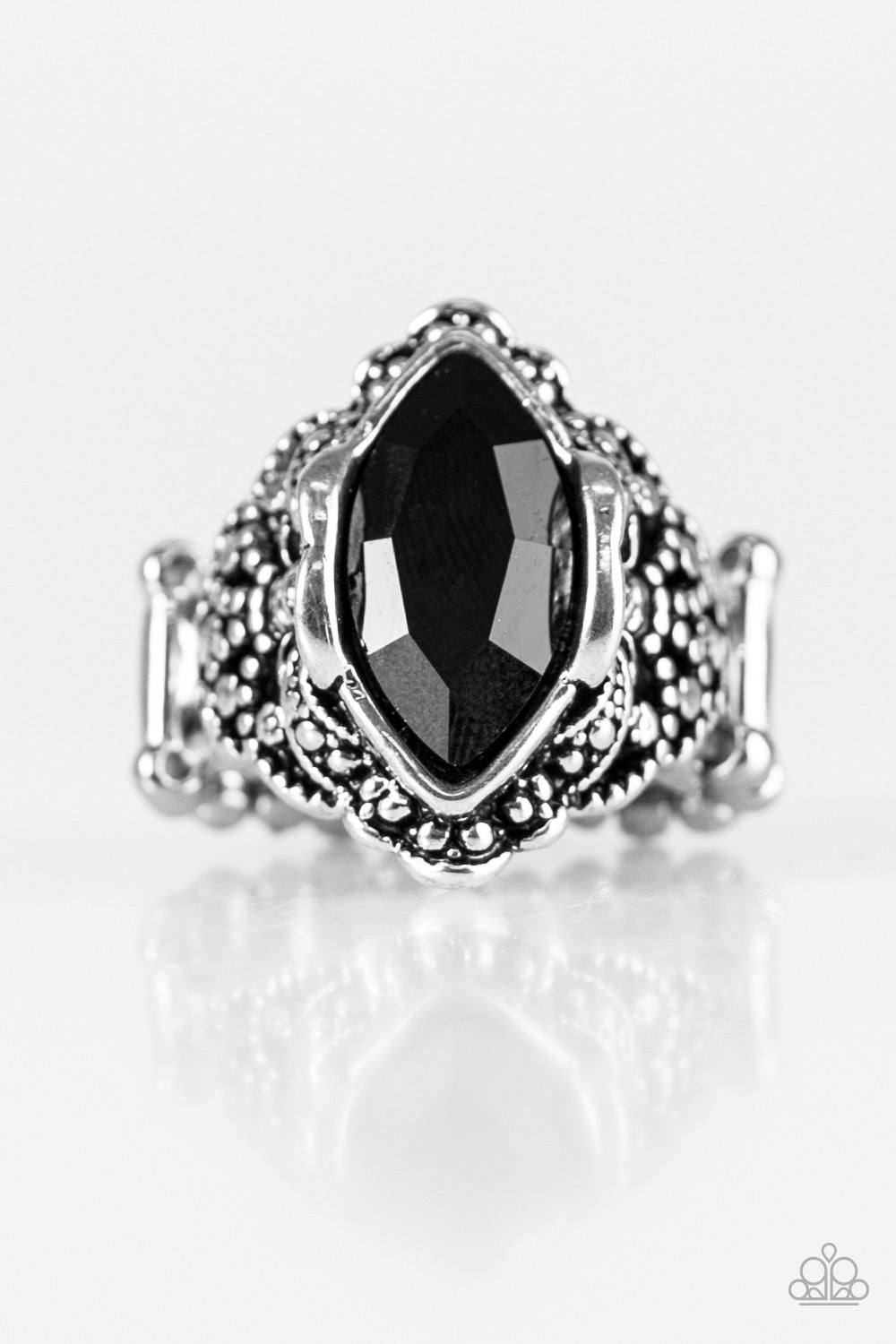 queenly-gardens-black-p4re-bkxx-113xx