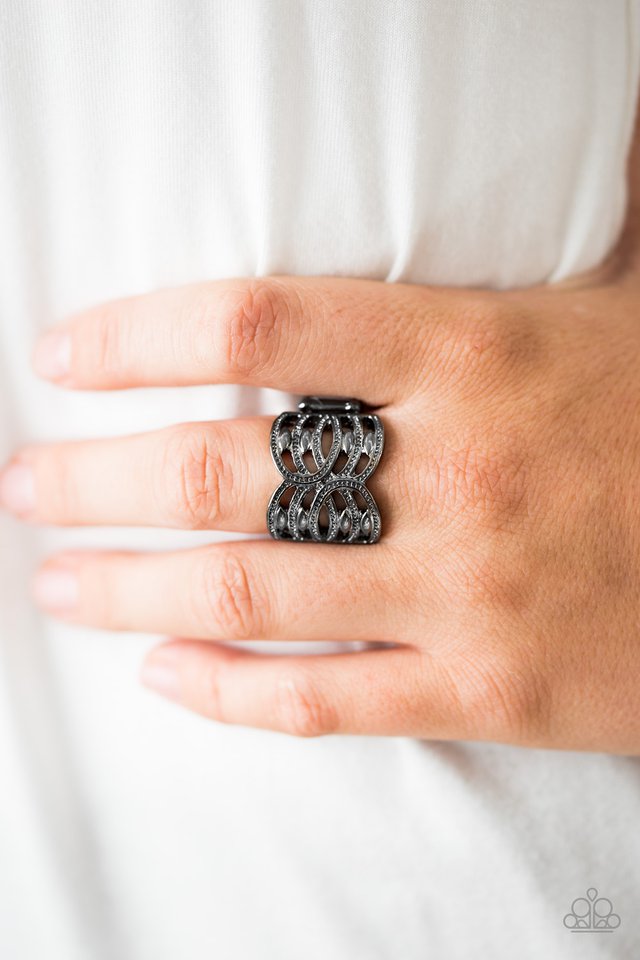 Paparazzi ♥ The Glory DAZE - Black ♥ Ring