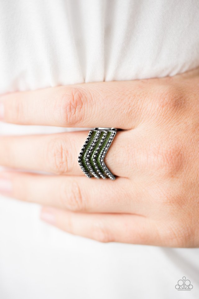 Paparazzi ♥ Wild Ways - Green ♥ Ring