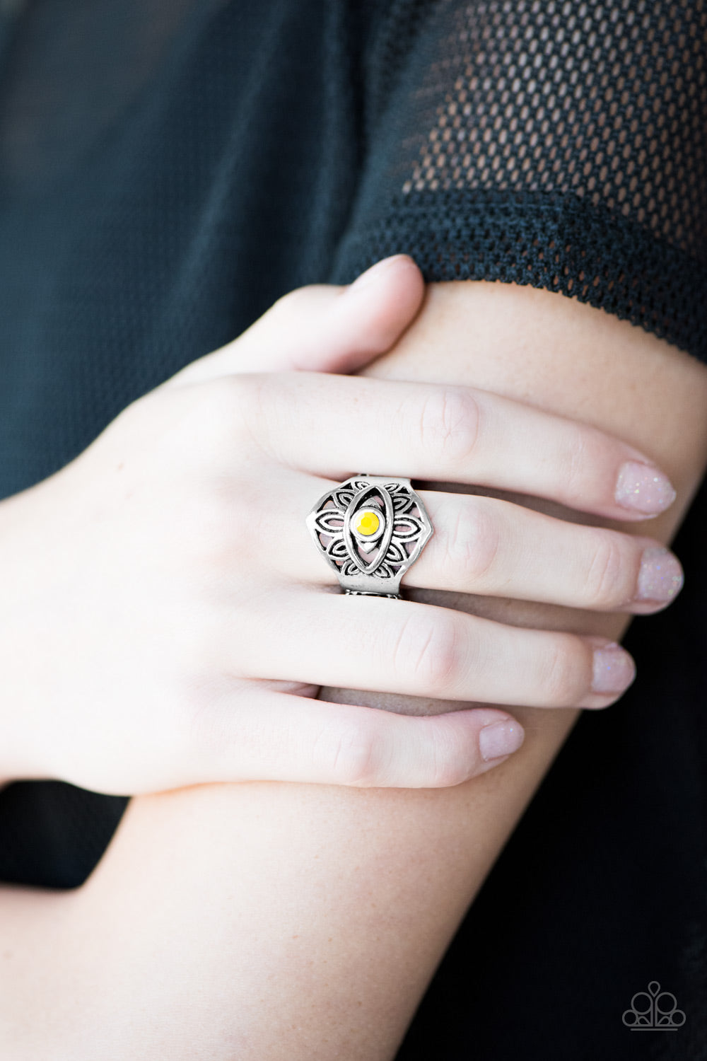 Paparazzi ♥ Thats What EYE Want! - Yellow ♥  Ring