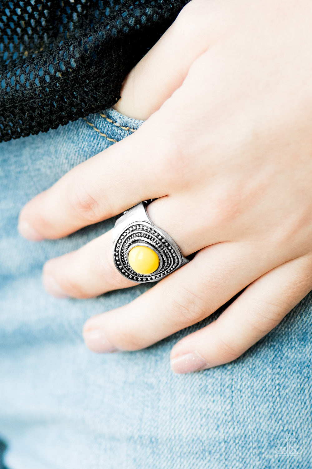 Paparazzi ♥ Target Trance - Yellow ♥  Ring
