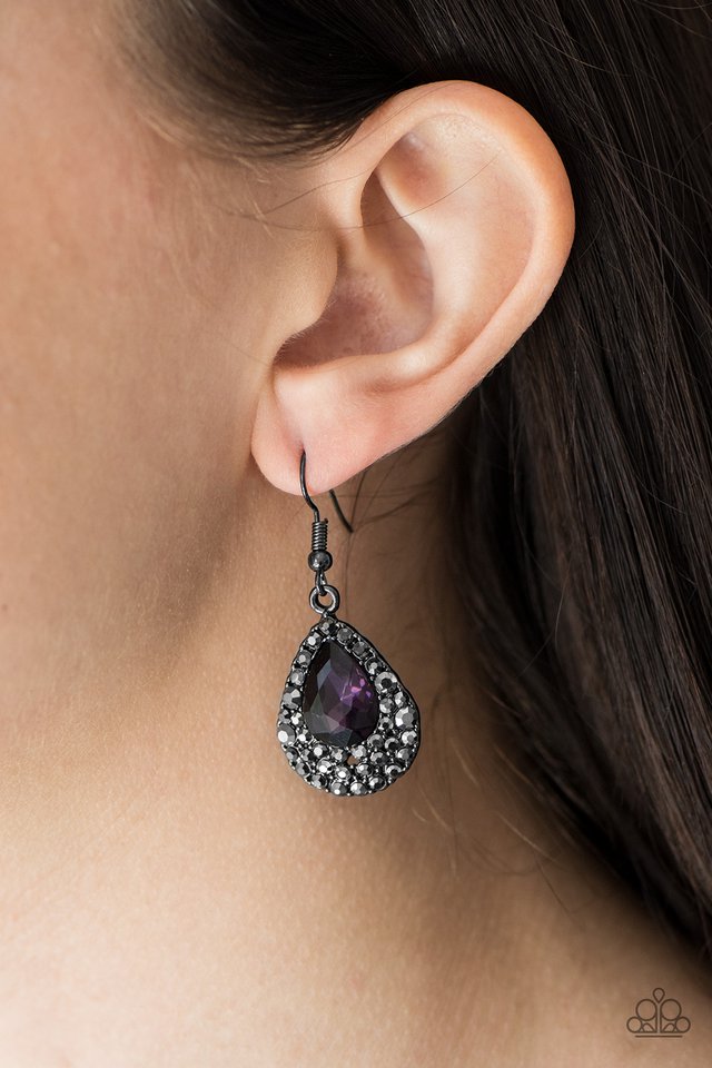 Paparazzi ♥ Reel In The Glitter - Purple ♥ Earrings