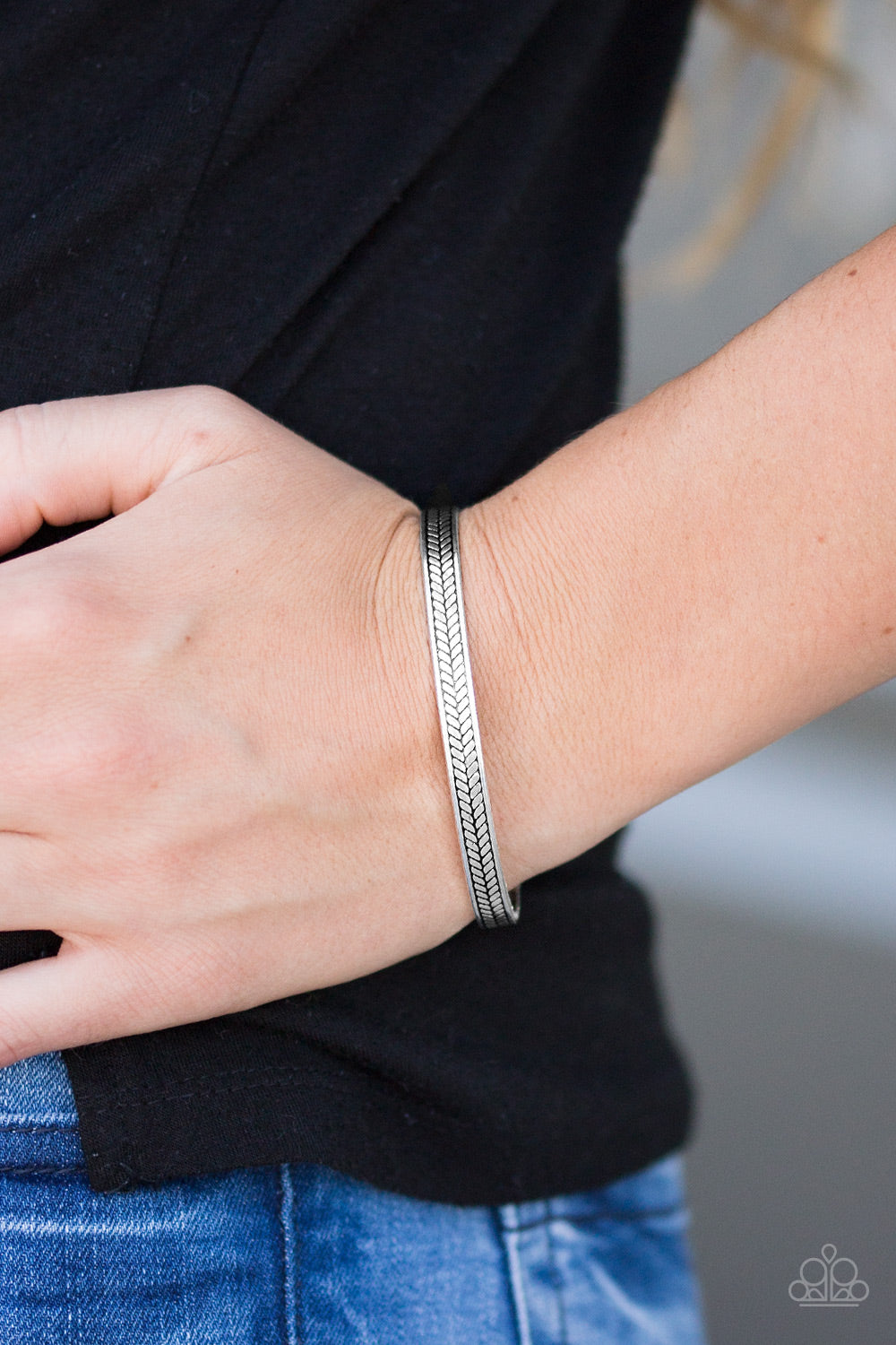 Paparazzi ♥ Wild With Wonder - Silver ♥  Bracelet