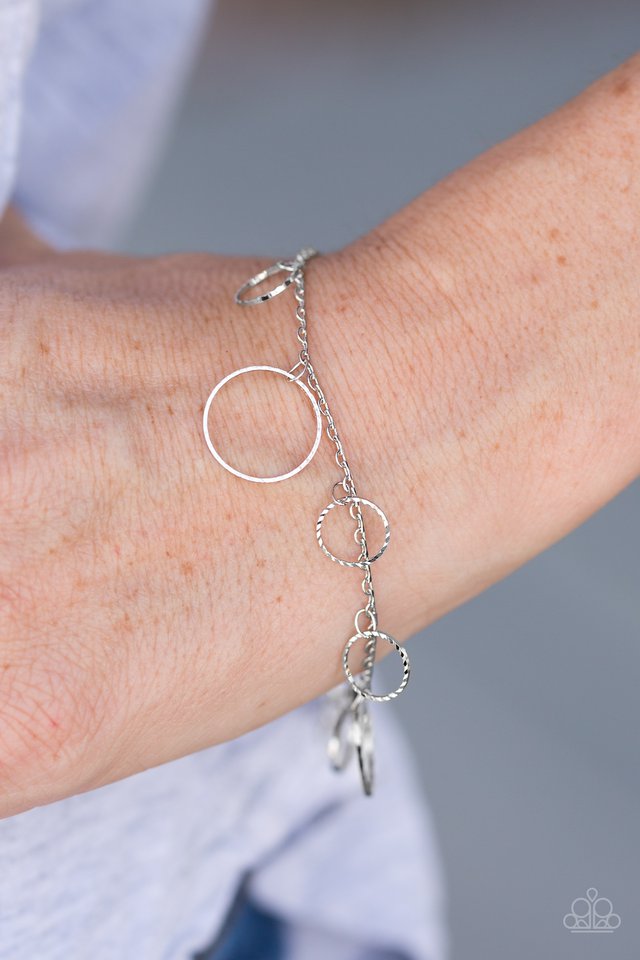 Paparazzi ♥ Street Shimmer - Silver ♥ Bracelet