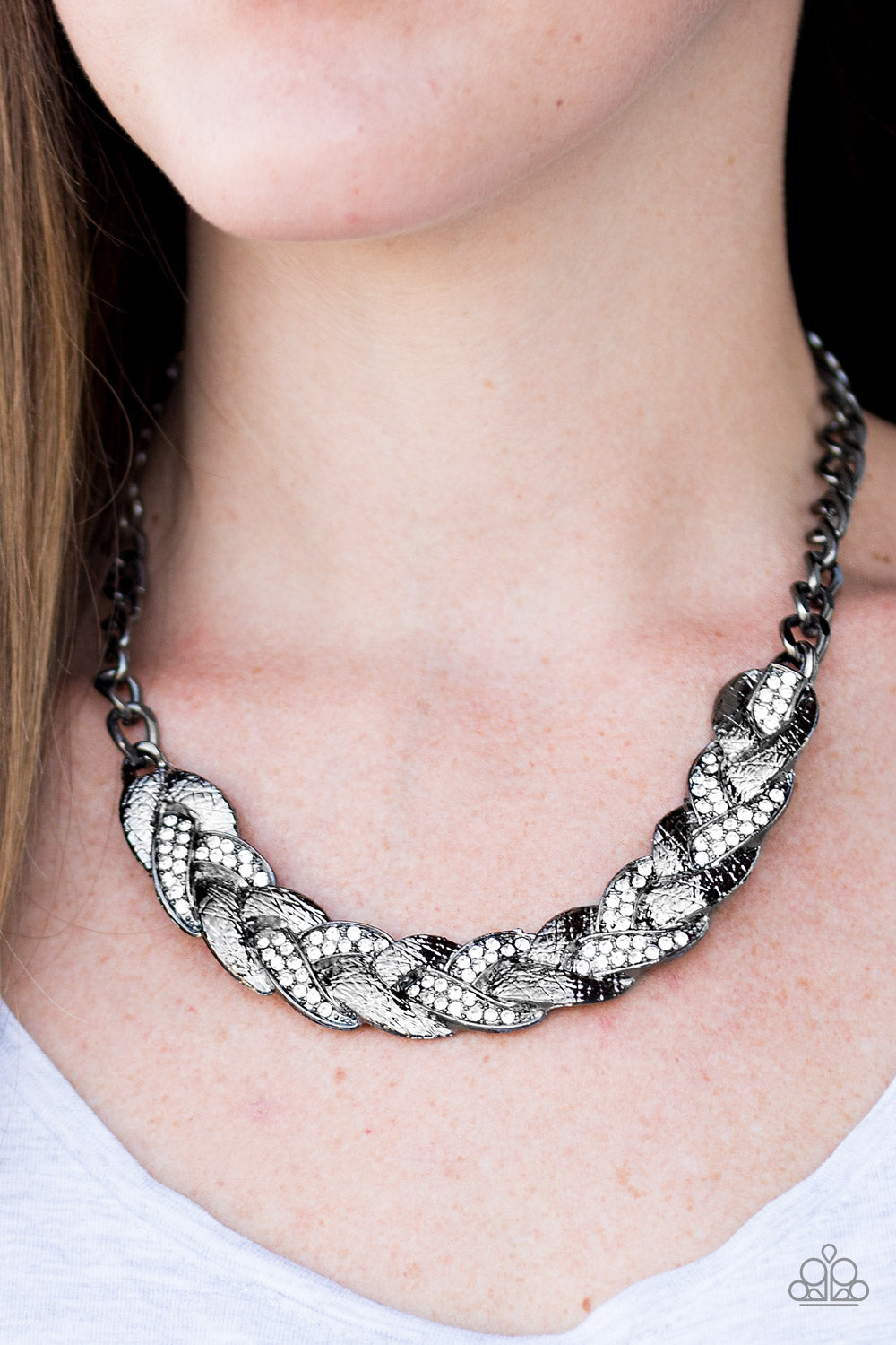 Paparazzi ♥ Blind Side - Black ♥  Necklace