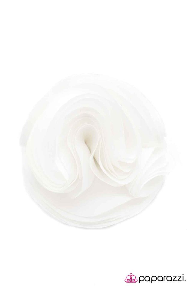 Paparazzi ♥ Part of the Fold - White ♥ Hair Clip