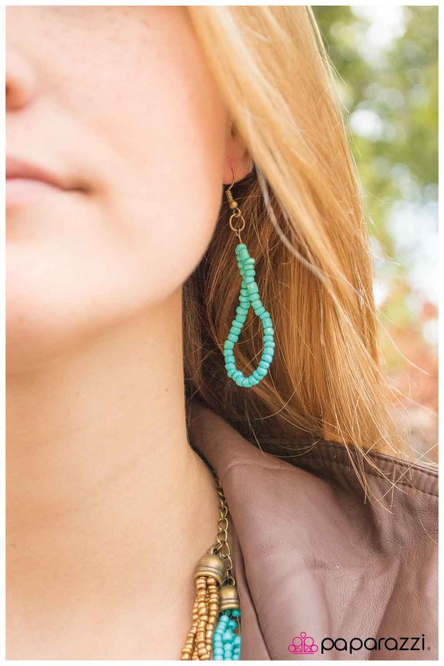 Paparazzi ♥ Blazing a Trail - Blue ♥ Necklace