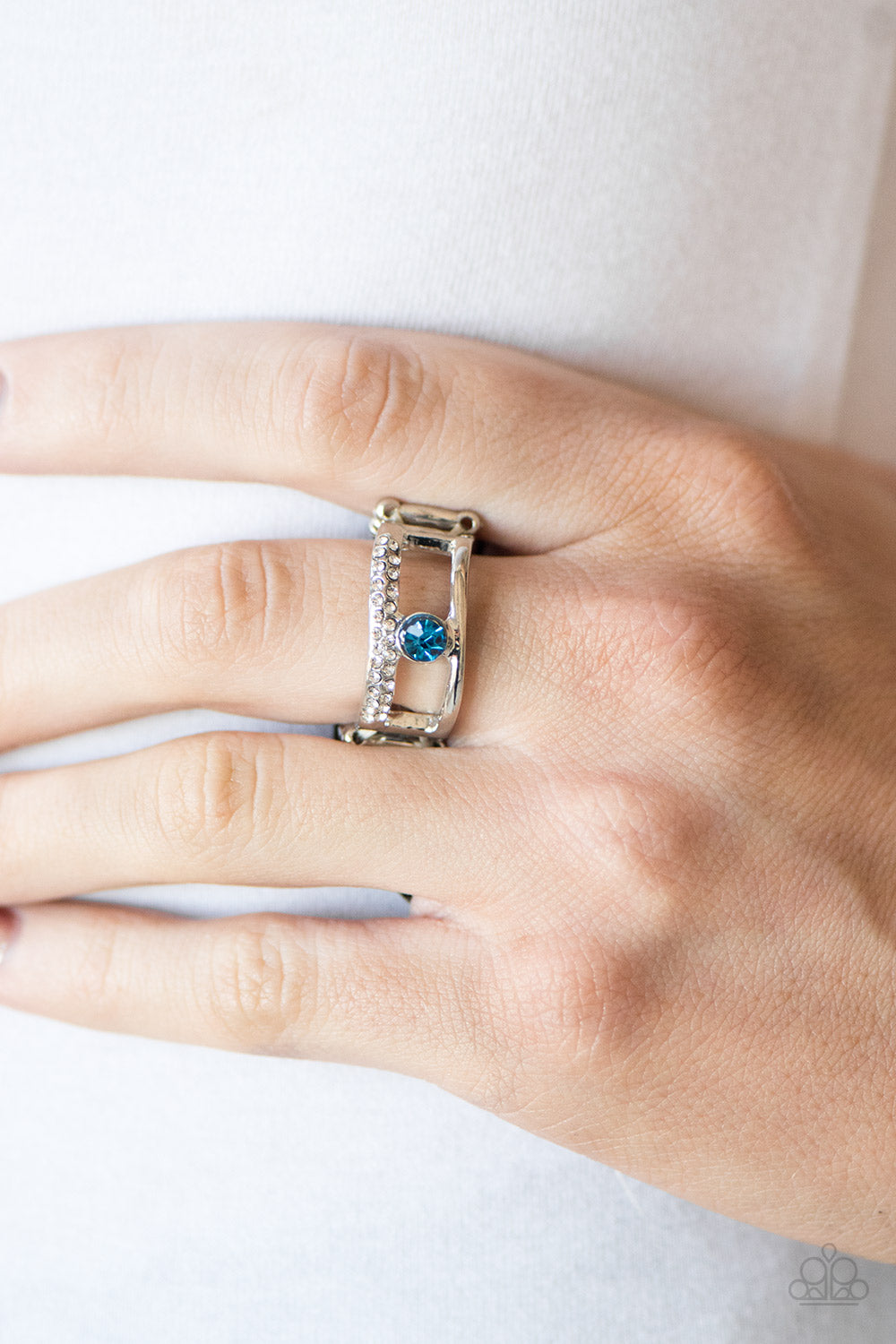 Paparazzi ♥ Be The Sparkle - Blue ♥  Ring