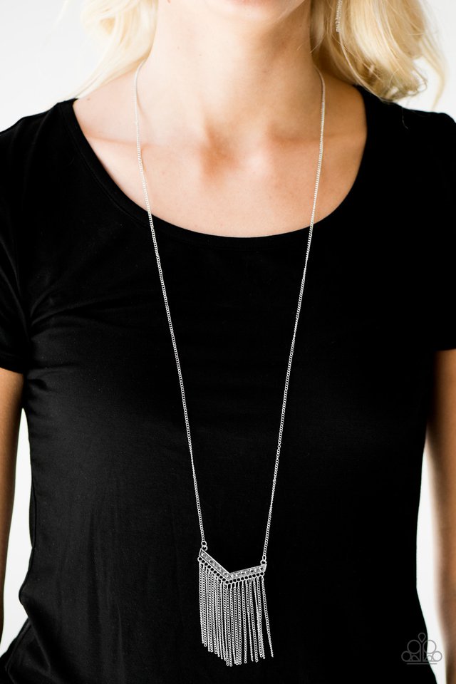 Paparazzi ♥ Gotta Have Fringe - Silver ♥ Necklace