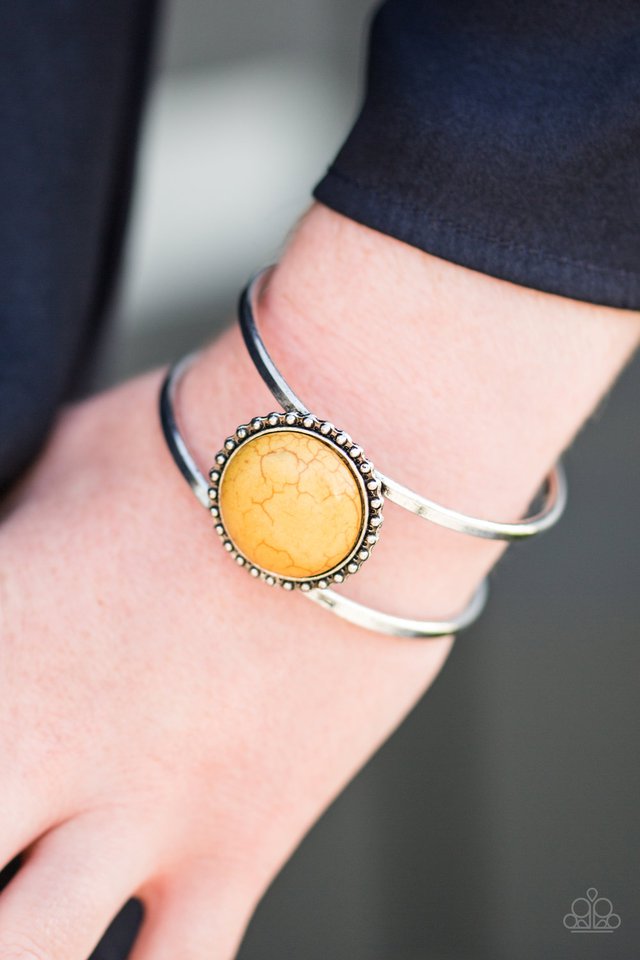 Paparazzi ♥ New Horizons - Yellow ♥ Bracelet