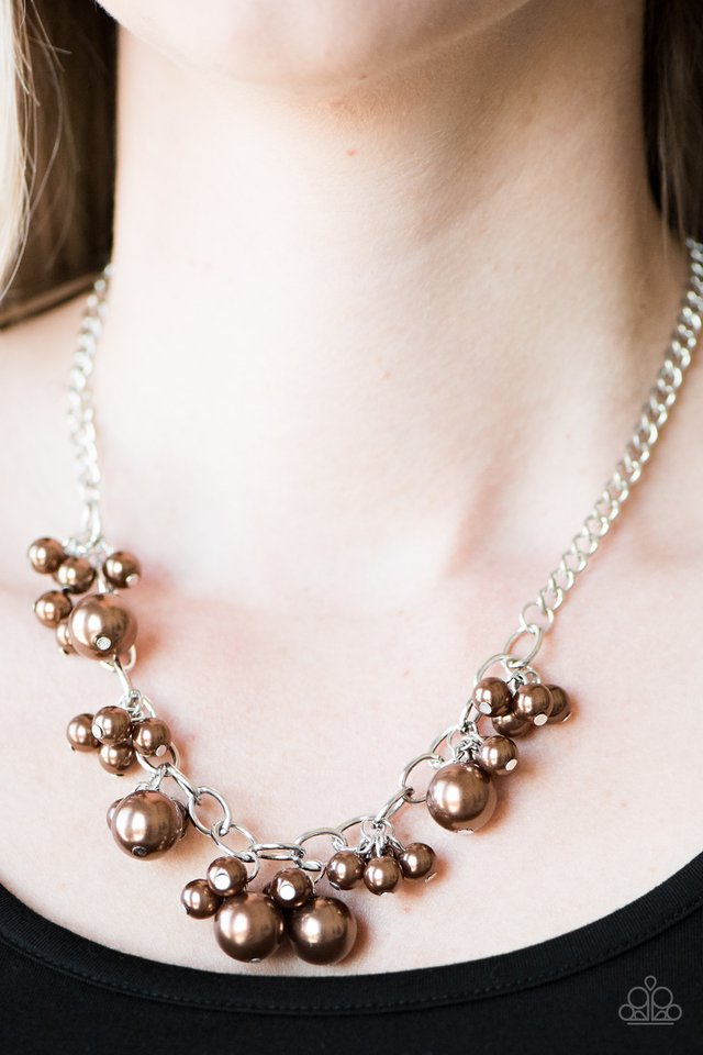 Paparazzi ♥ Celebrity Treatment - Brown ♥ Necklace