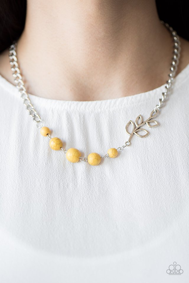 Paparazzi ♥ Autumn Allure - Yellow ♥ Necklace