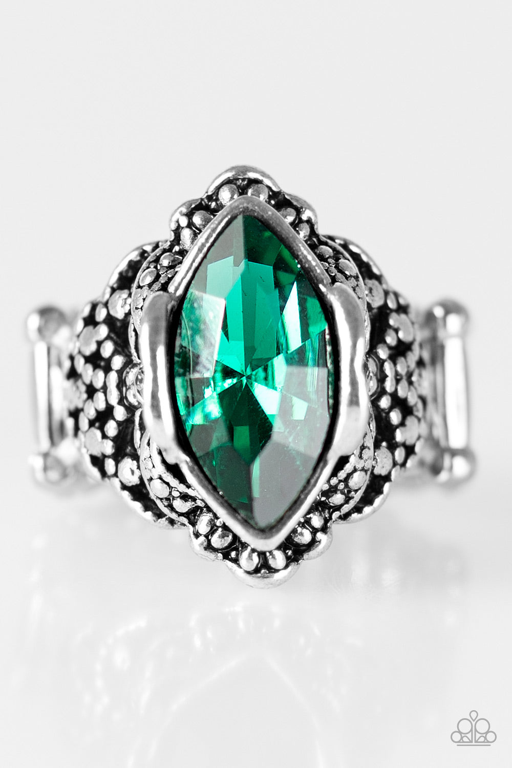 queenly-gardens-green-p4re-grxx-062xx