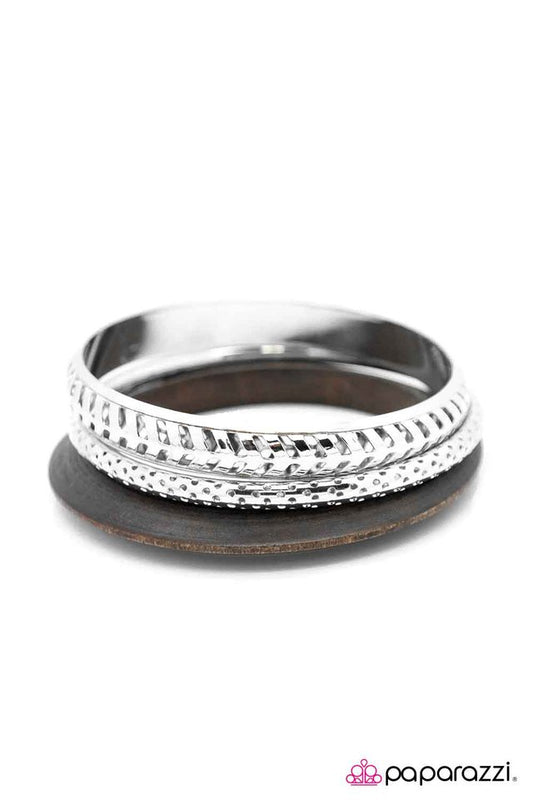 Paparazzi ♥ Dont Tread On Me - Brown ♥ Bracelet