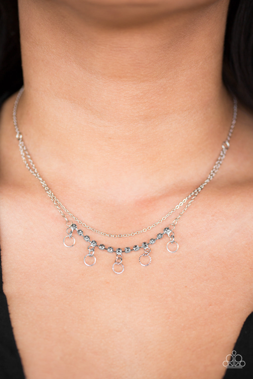 Paparazzi ♥ Modern Day Princess - Silver ♥  Necklace