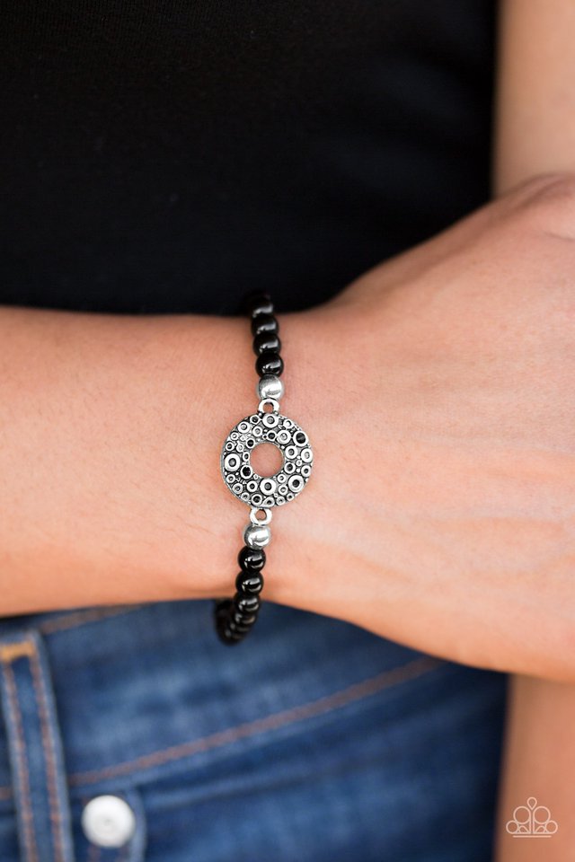 Paparazzi ♥ Put A Spin On It - Black ♥ Bracelet