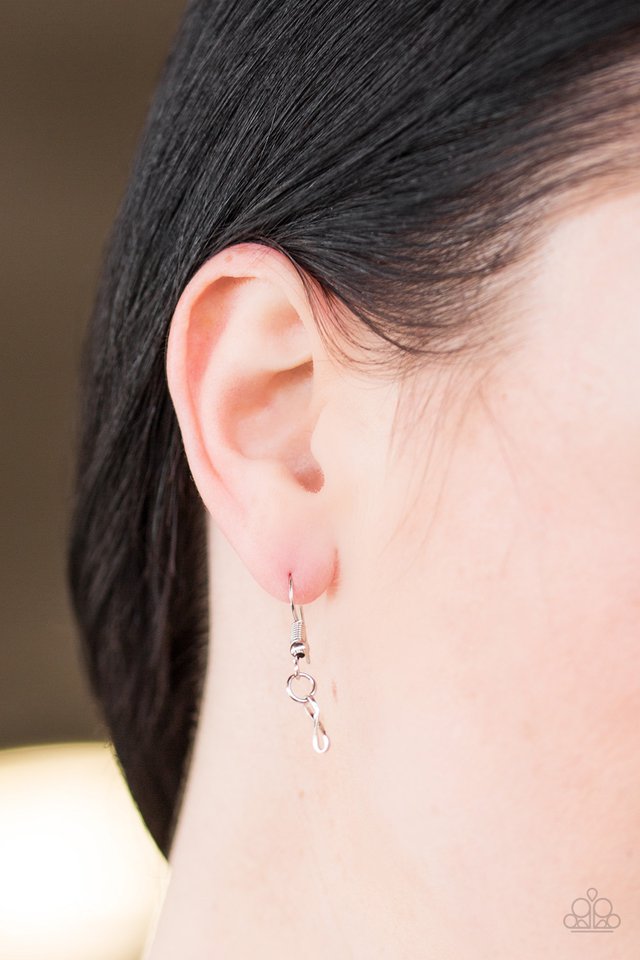 Paparazzi ♥ Dream A Little Dream - Silver ♥ Necklace