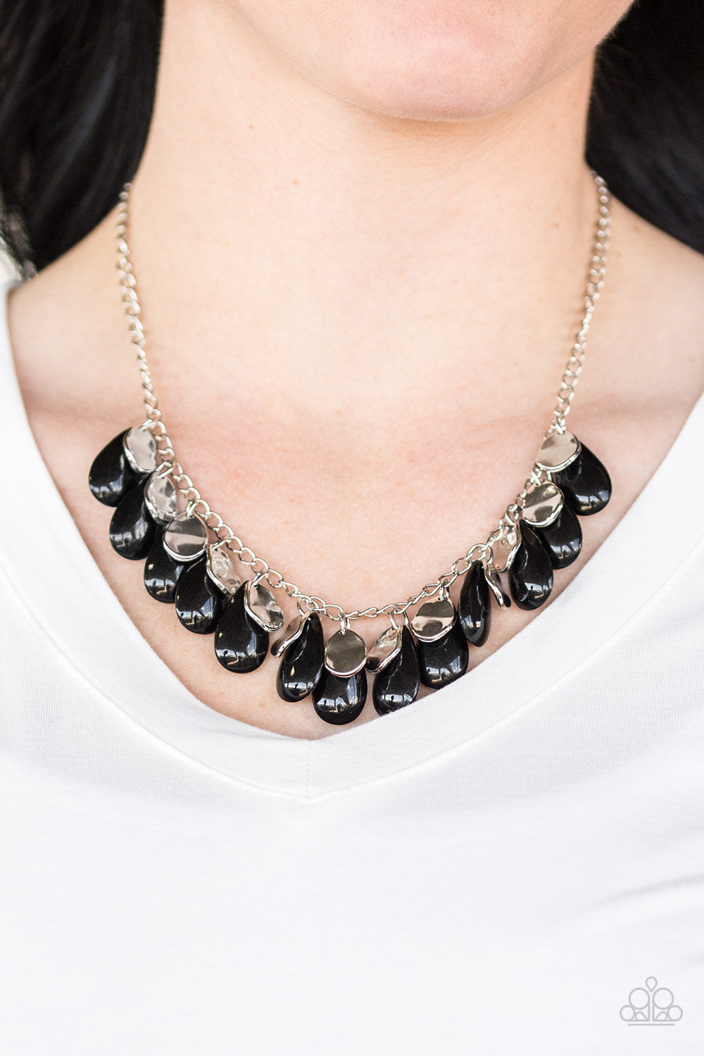 Paparazzi ♥ Tropical Storm - Black ♥  Necklace