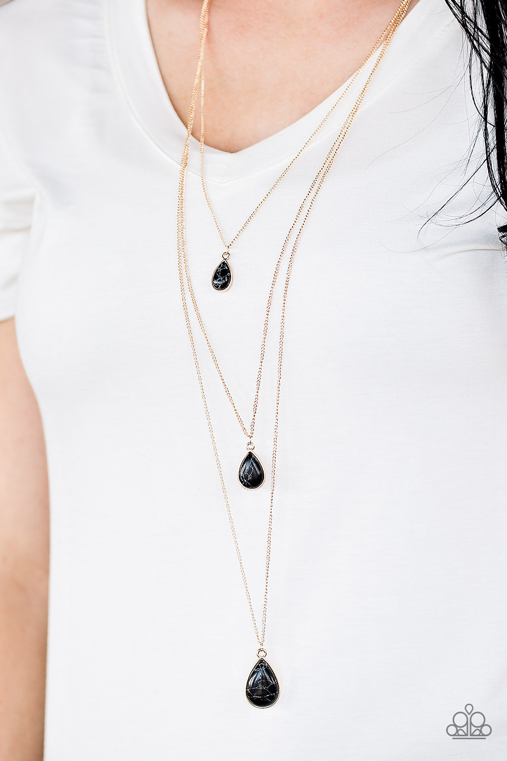 Paparazzi ♥ Mountain Tears - Black ♥  Necklace