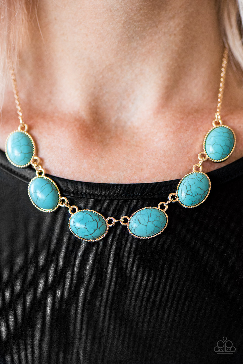 Paparazzi ♥ River Song - Gold ♥  Necklace