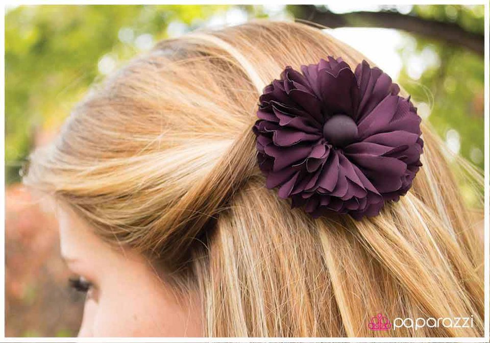 nestled-in-plum-p7pr-prxx-003xx