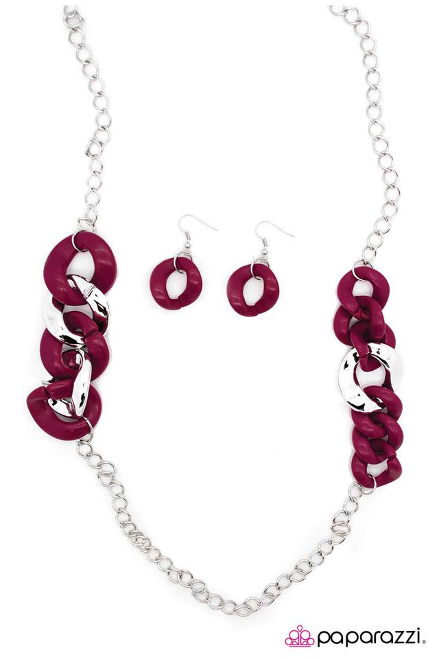 Paparazzi ♥ Display of Beaujolais - Pink ♥ Necklace