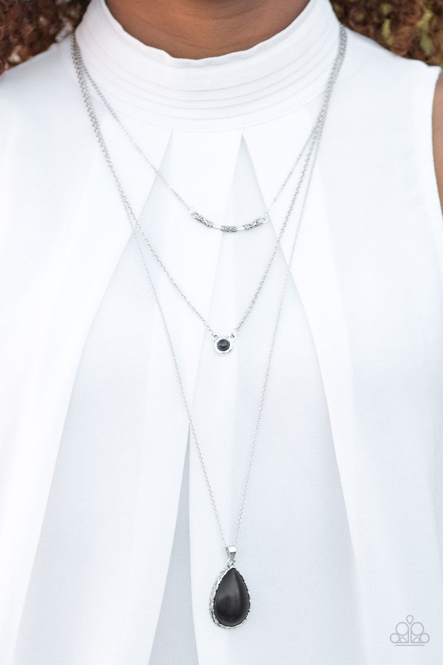 Paparazzi ♥ Stone Streams - Black ♥ Necklace