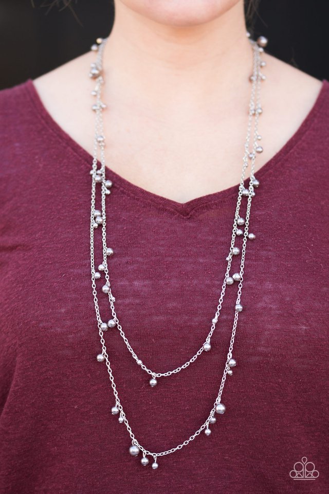 Paparazzi ♥ A Good GLAM Is Hard To Find - Silver ♥ Necklace