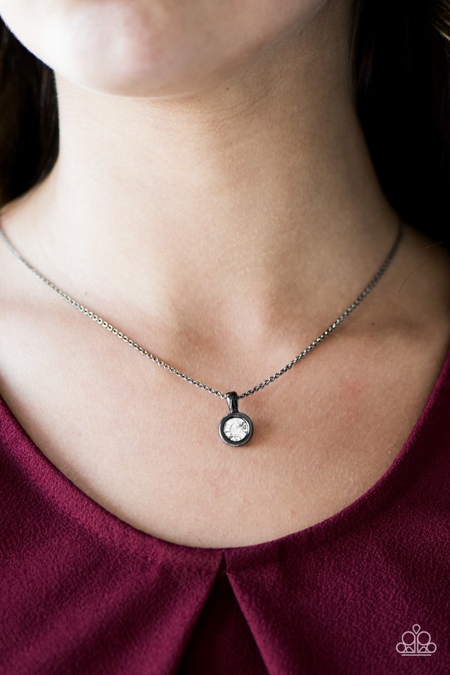 Paparazzi ♥ All I Need Is Glitter - Black ♥ Necklace