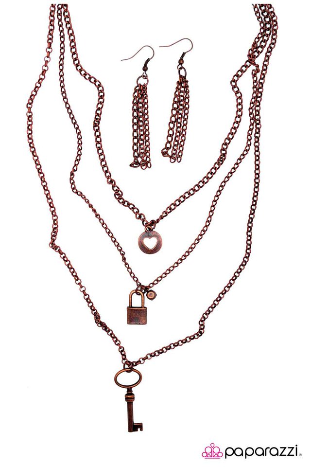 Paparazzi ♥ The Key to My Heart - Copper ♥ Necklace