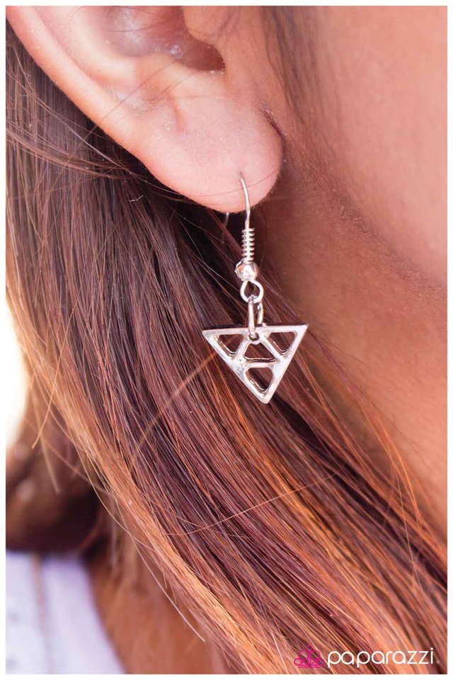 Paparazzi ♥ All Signs Point to Yes - Cypress ♥ Necklace