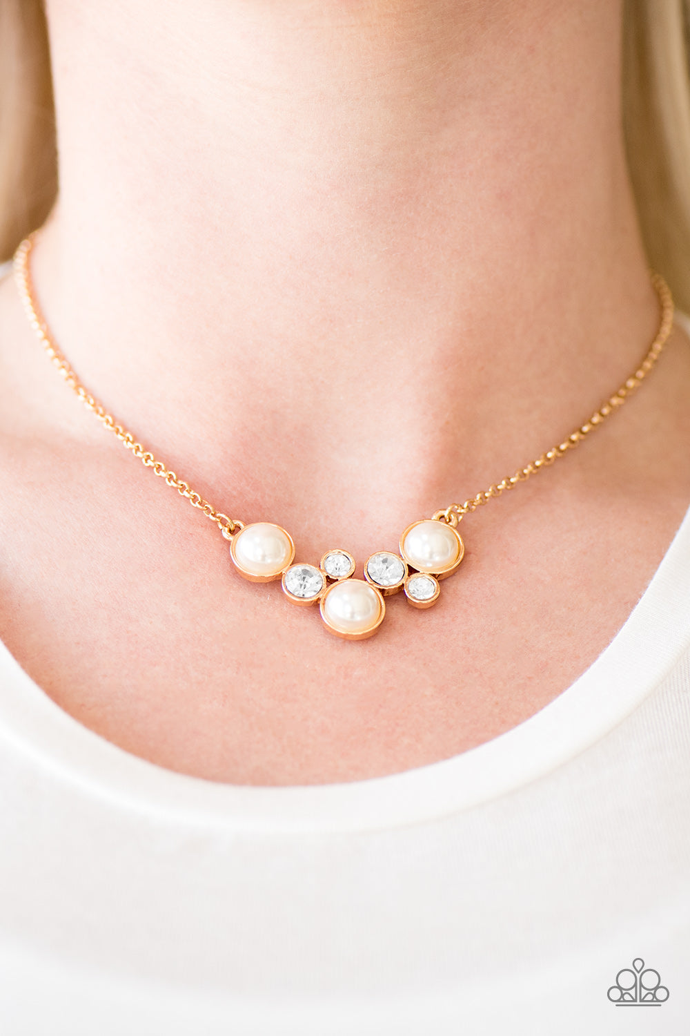 Paparazzi ♥ Pop The Bubbly - Gold ♥  Necklace