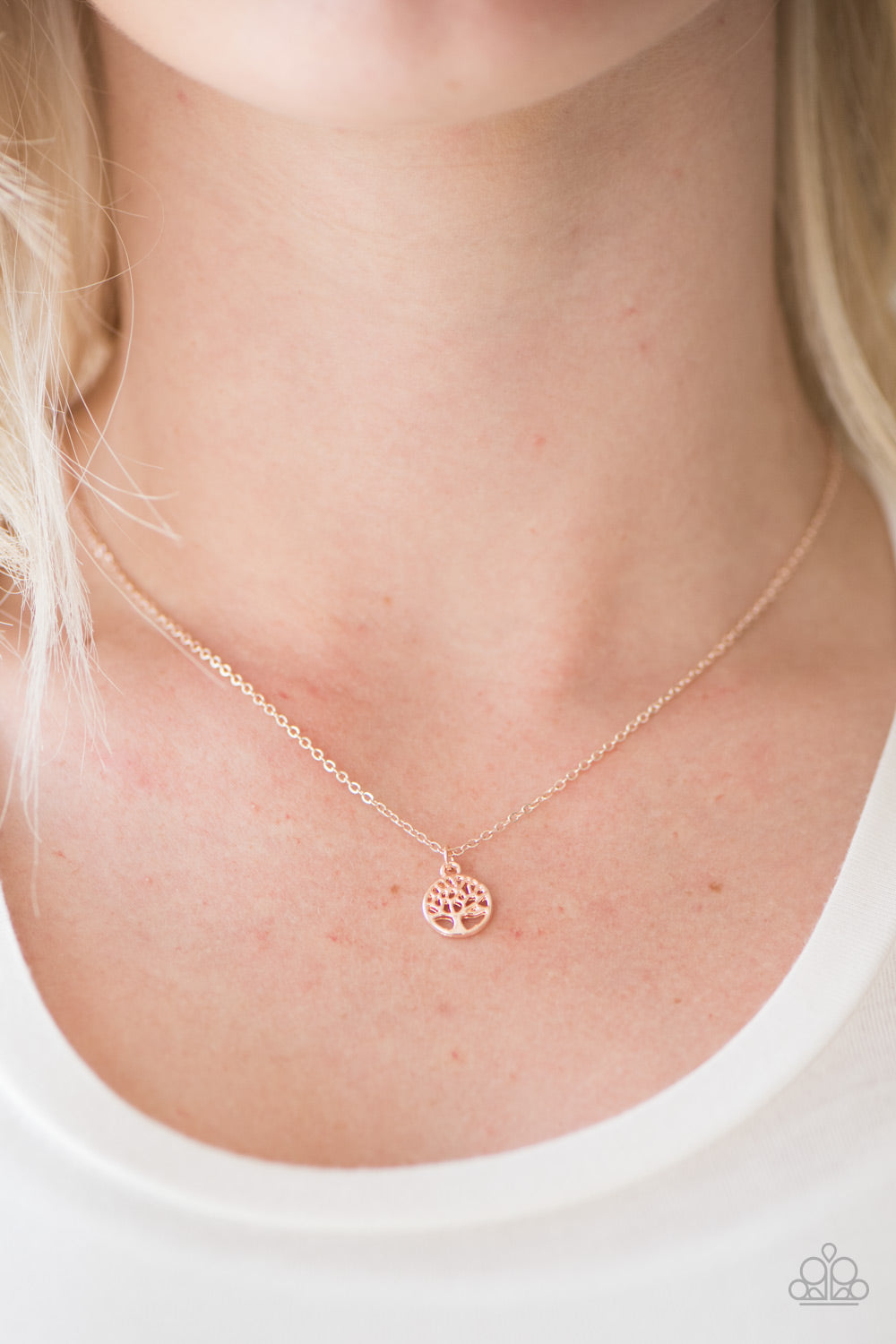 Paparazzi ♥ Plant Your Roots - Rose Gold ♥  Necklace