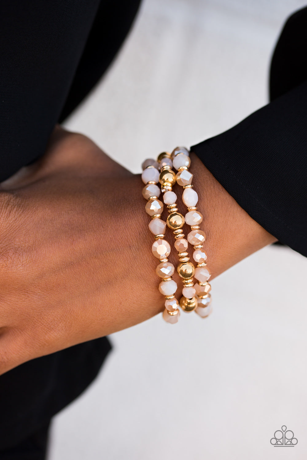 Paparazzi ♥ Magnificently Metro - Gold ♥  Bracelet