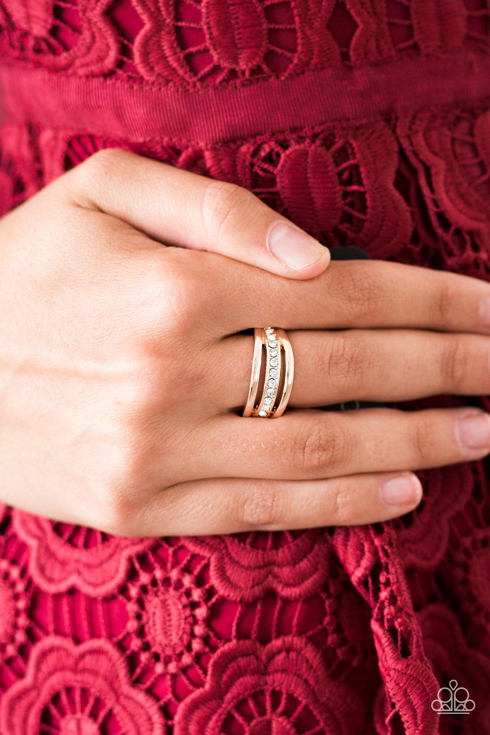 Paparazzi ♥ Desperately CHIC-ing Attention - Rose Gold ♥  Ring