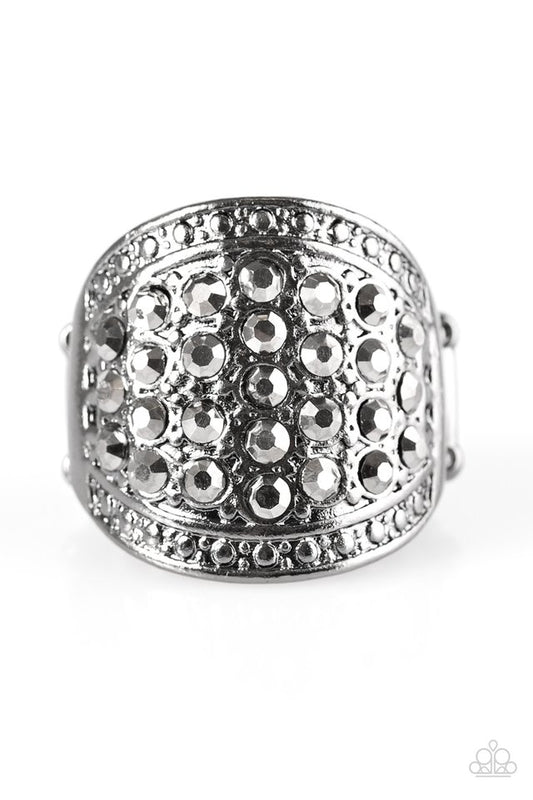 born-to-runway-black-p4re-bkxx-121xx