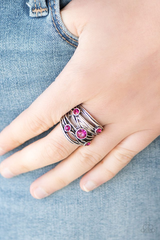 Paparazzi ♥ Sparkle Struck - Pink ♥ Ring
