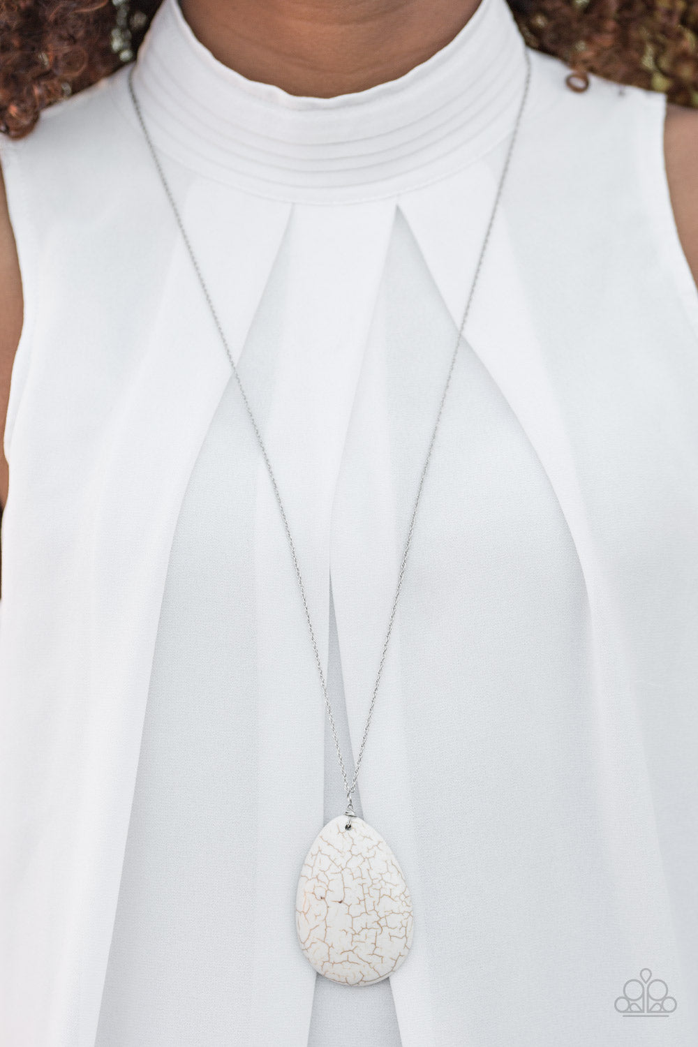 Paparazzi ♥ Quaint and Quarry - White ♥  Necklace