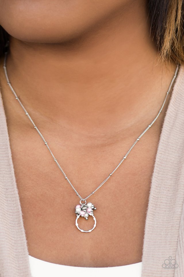 Paparazzi ♥ Chic On Fleek - Multi ♥ Necklace