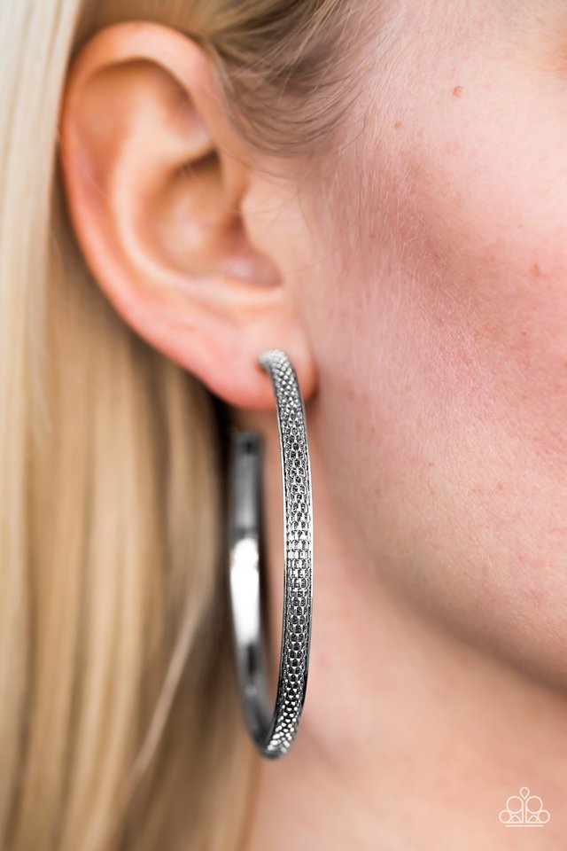 Paparazzi ♥ She-Devil - Silver ♥ Earrings