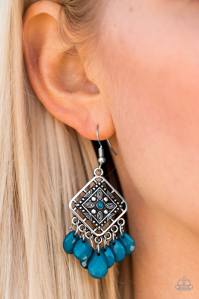 Paparazzi ♥ San Diego Spree - Blue ♥ Earrings