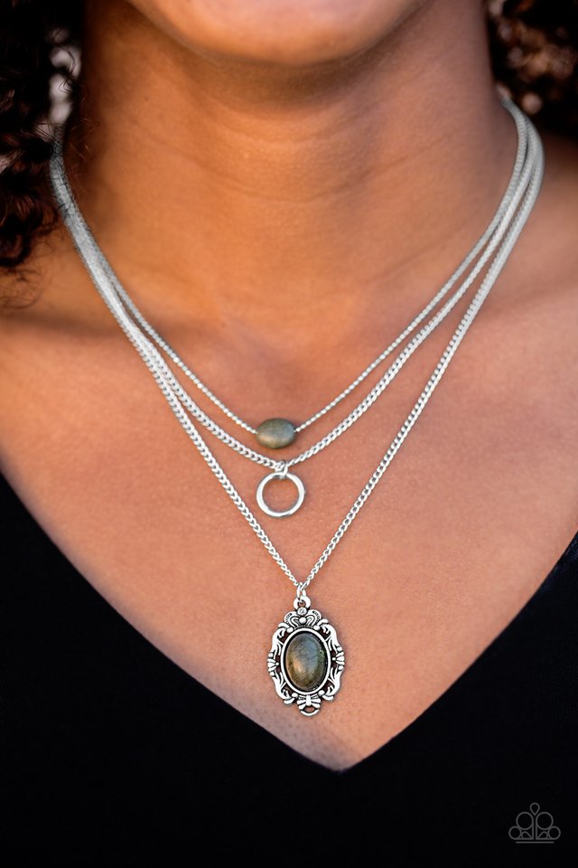 Paparazzi ♥ Canyon Cavalier - Green ♥ Necklace