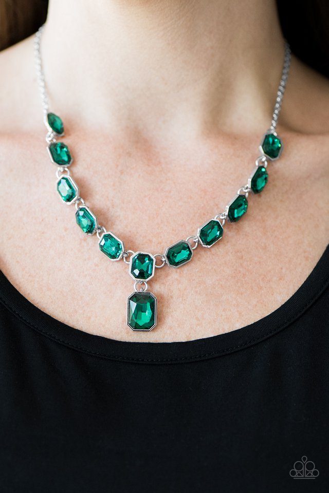 Paparazzi ♥ The Right To Remain Sparkly - Green ♥ Necklace